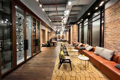 reawakening  ambiente ristorante rejuvenates classic italian