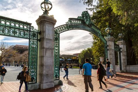 How To Get Into UC Berkeley Acceptance Rate And Strategies College