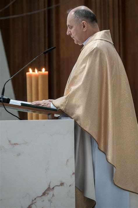 Pytania o wiarę Dary Ducha Świętego Odpowiada ks Tadeusz