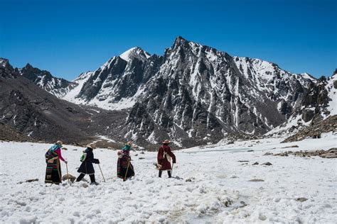 Trekking Mount Kailash, one of the world’s greatest overland trips ...