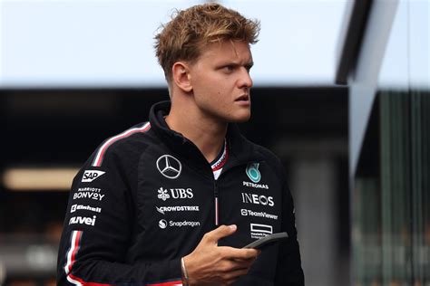 Niet Bijzondere Mick Schumacher Stevent Af Op Opnieuw Een Jaar Langs