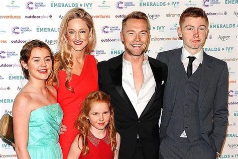 Ronan Keating shares stunning family snap - and Ali looks so grown up - Irish Mirror Online