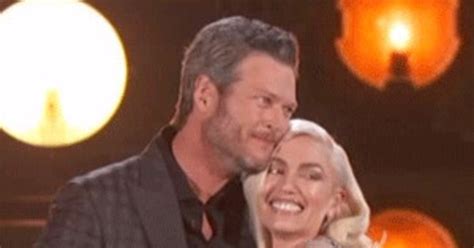 Blake Shelton And Gwen Stefani S Billboard Music Awards Duet Was Just As Romantic As You Thought