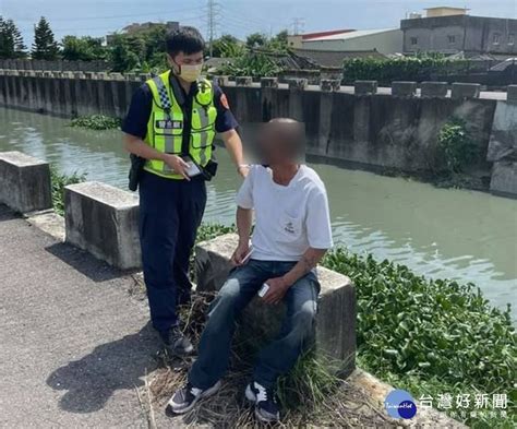 老翁烈日下不適路倒 台西巡警伸援平安送返家