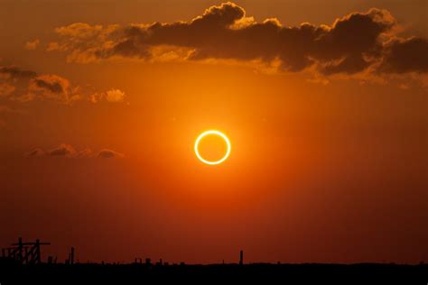 O Eclipse Solar Anular Curiosidades Que Iluminam O Fen Meno