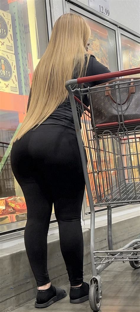 Long Haired Blonde Bakery Attached OC Spandex Leggings Yoga Pants Forum