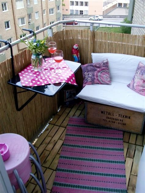 Privacy For The Balcony With Plants And Bamboo Mats Ofdesign