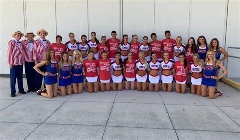 Smu Cheer And Pom Smu Giving Day