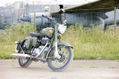 2012 Royal Enfield Bullet C5 Military Battle Green / Desert Storm Review