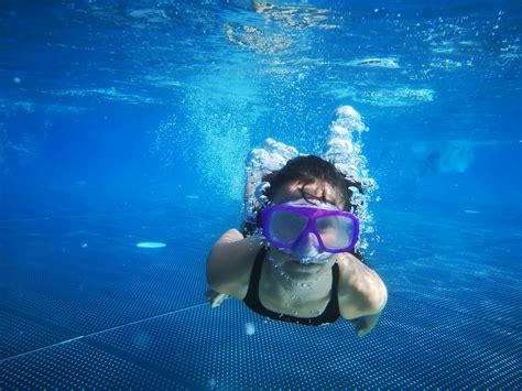 Arti Mimpi Berenang Di Kolam Renang Menurut Primbon Jawa Salah