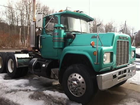 1985 Mack R686st 1 Operator Trucks For Sale