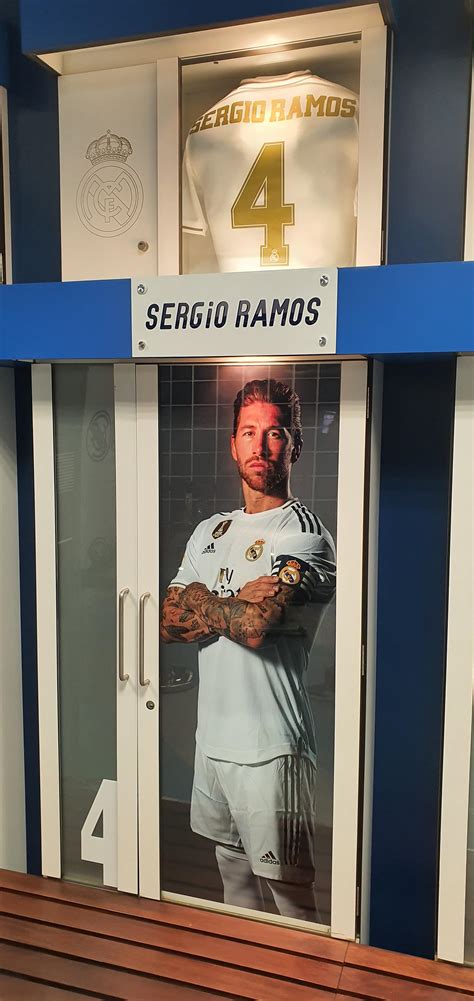 Best Dressing Room Images On Pholder Mildlyinteresting Amateur Room Porn And Braless