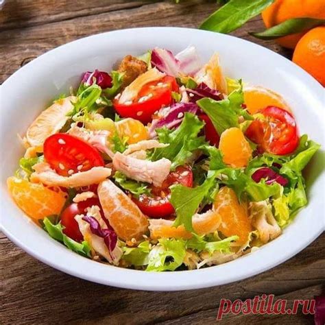 Низкокалорийный салат с курицей, мандаринами и сыром | Рецепты на ...