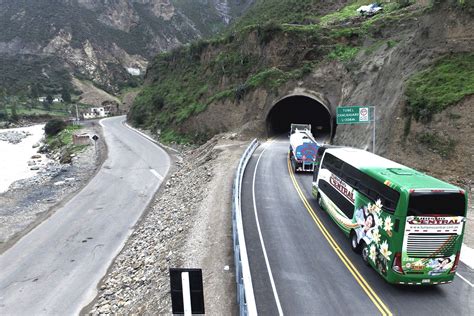 Construcci N De Nueva Carretera Central Crear Puestos De Trabajo