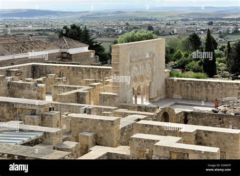 Ruinas De Madinat Al Zahra O Medina Azahara Palacio Construido Por El