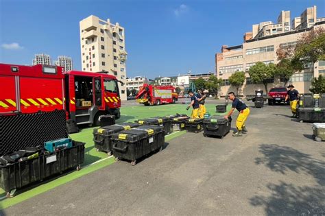 【花蓮72強震】花蓮強震災情不斷 國軍、北高救災人員整備馳援 上報 焦點