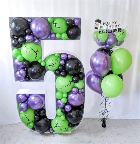 Balloon Mosaics Make It Pop Decor