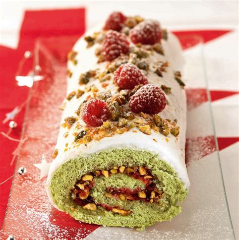 Recette bûche pistache framboise Marie Claire