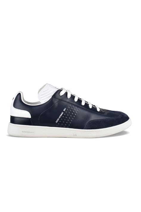 Luxury sneakers for men - Sneakers B01 Dior in blue leather