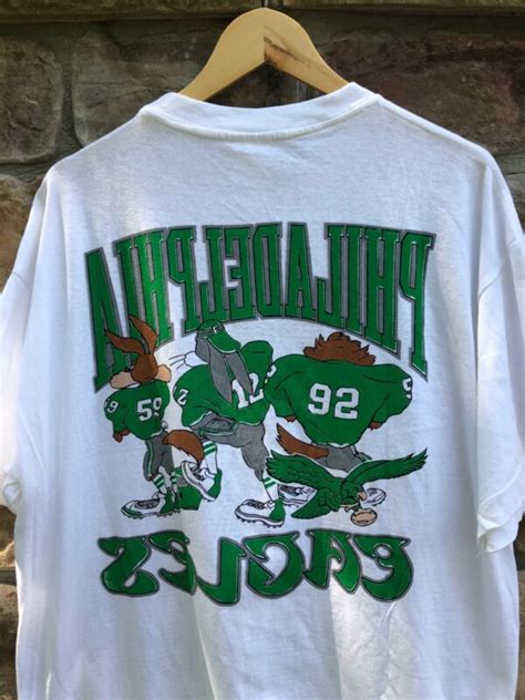 90s Philadelphia Eagles Looney Tunes NFL T Shirt Size XL Rare VNTG