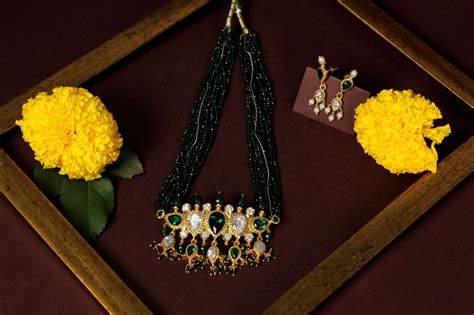 Green Tanmani Laxmi Pearls