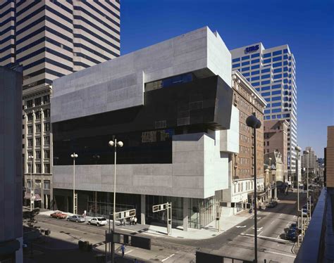 Lois & Richard Rosenthal Center for Contemporary Arts : KZF Design