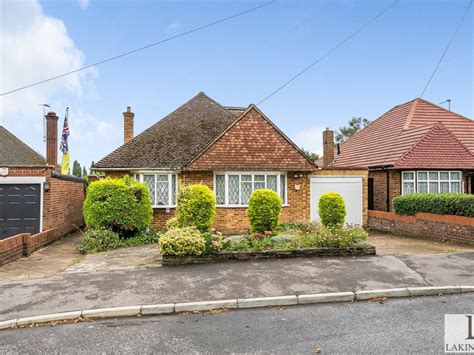 4 Bed Detached Bungalow For Sale In Breakspear Road South Ickenham