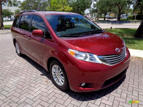 Salsa Red Pearl 2015 Toyota Sienna Xle Exterior Photo 104868824