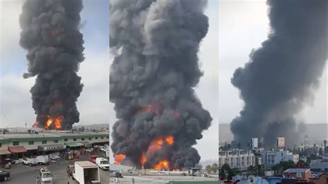 Tijuana Incendio Consume Almacén De Colchones En Central De Abastos Infobae