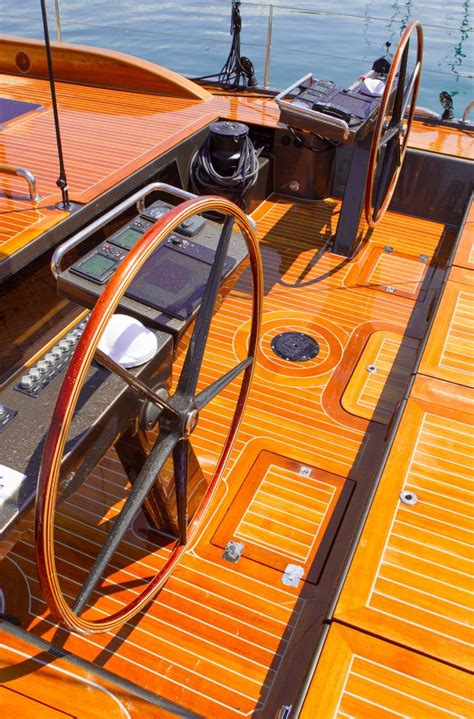 Beautiful Cockpit Of Italian Built Solaris Sailing Yacht Yacht Boat Classic Yachts