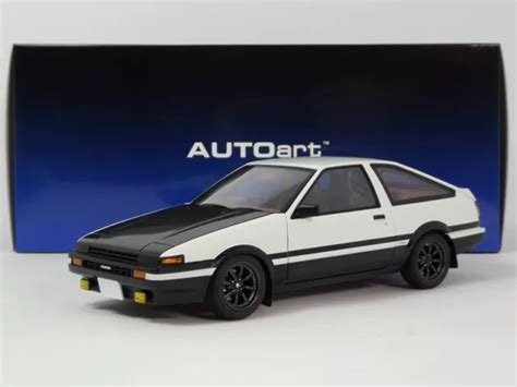 AUTOART TOYOTA SPRINTER Trueno AE86 Initial D Project D Final Version 1