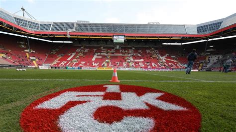 SR De DFB Pokal Kaiserslautern Will Public Viewing Auf Dem Betzenberg