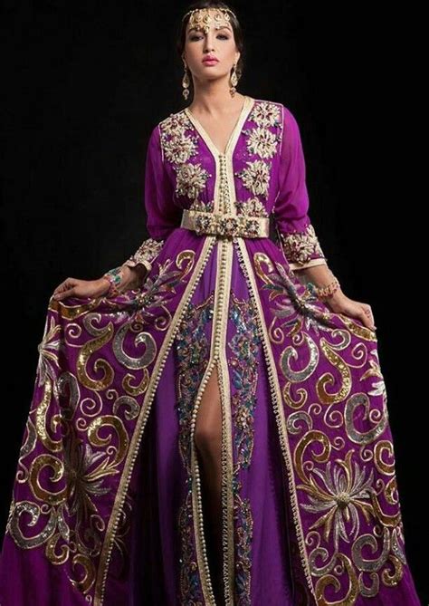 Pin By Women S Guide On Caftans Moroccan Fashion Fashion Moroccan Dress