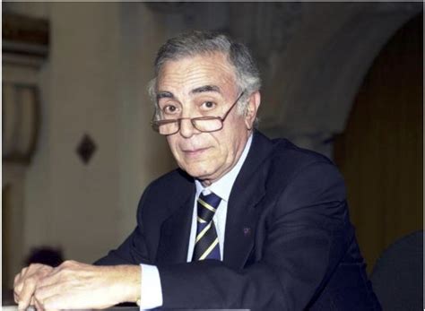 Ricordo del Prof. Francesco De Fazio, maestro della medicina legale e