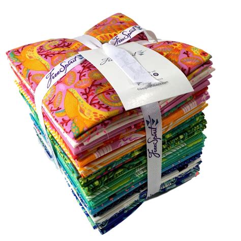 Zuma By Tula Pink Fat Quarter Bundle 24 Piece