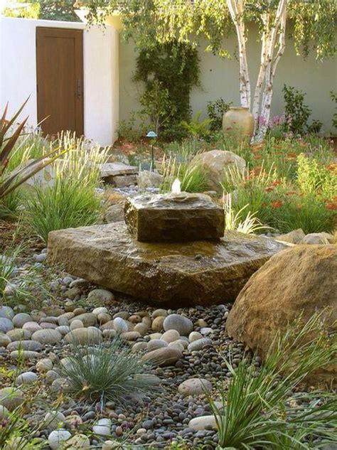 20 Super Cool Front Yard Water Feature Ideas | Balcony Garden Web