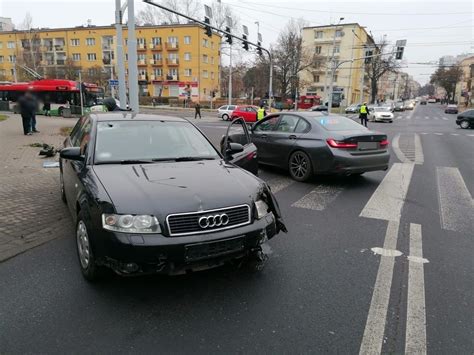 Wypadek W Centrum Miasta Wyst Puj Utrudnienia W Ruchu Autobusy