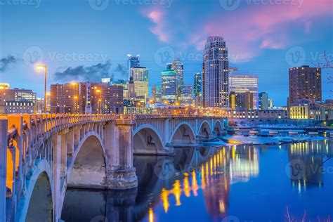 Cityscape of Minneapolis downtown skyline in Minnesota, USA 4532617 ...