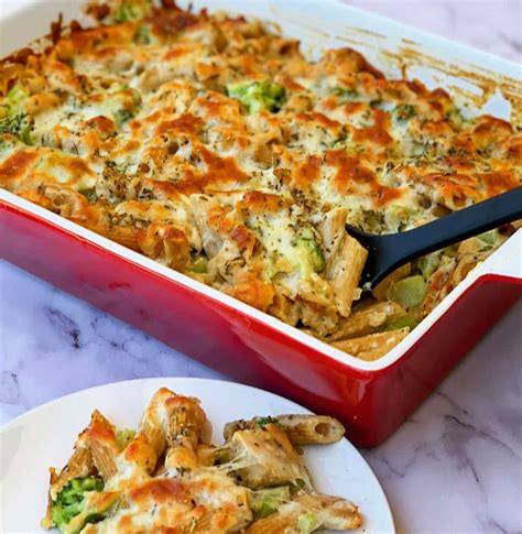 Chicken Broccoli Alfredo Penne Casserole