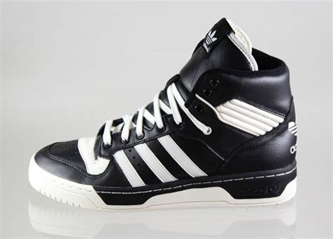 Adidas Originals Rivalry Hi Black White Vapour Chalk