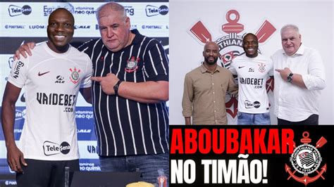 Uma Lenda Aboubakar Chega Sem Custos Para Por Fimm A Crise No Tim O