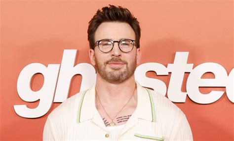 Chris Evans Akui Ragu Untuk Kembali Jadi Captain America Deras