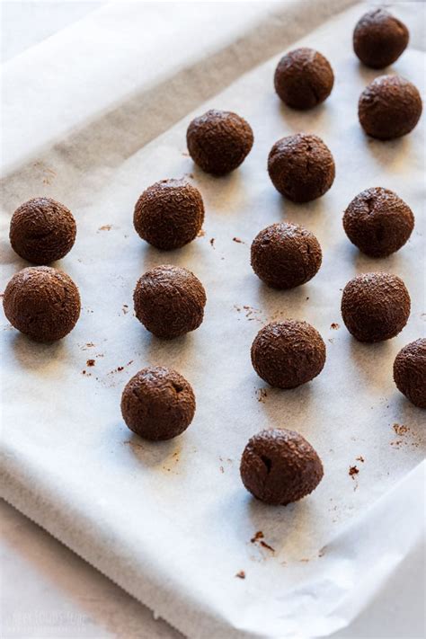 Irish Cream Truffles Recipe Happy Foods Tube