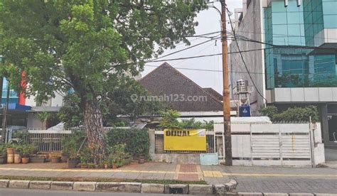 Rumah Hitung Tanah Komersial Di Dekat Tanah Abang Jakarta Pusat