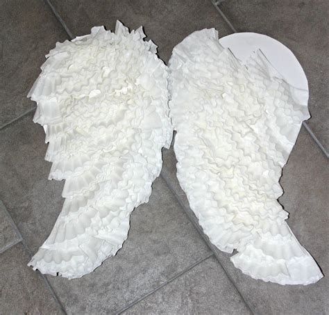 Best 25+ Diy angel wings ideas on Pinterest | Diy angel costume, Angel ...