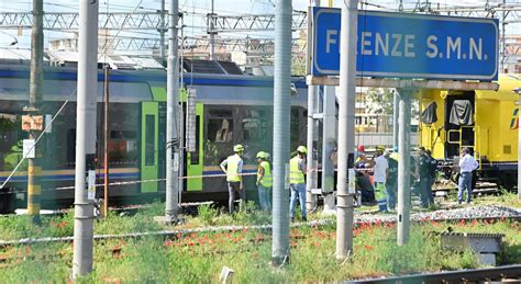 Treno deraglia a Firenze è caos ritardi fino a 60 minuti per l Alta