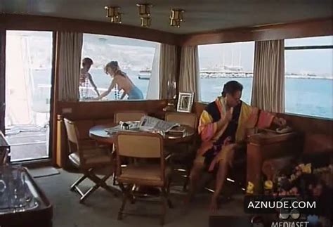 A TU PER TU NUDE SCENES AZNude