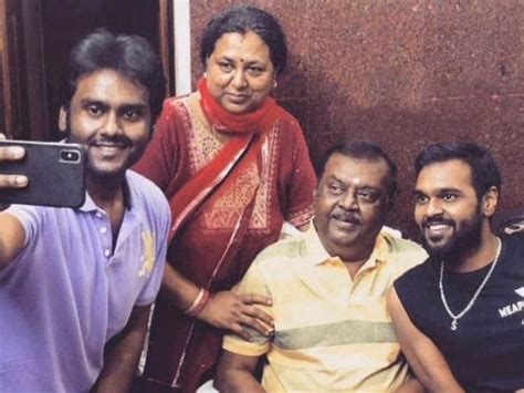 late actor vijayakanth family photos with son and wife | Vijayakanth ...