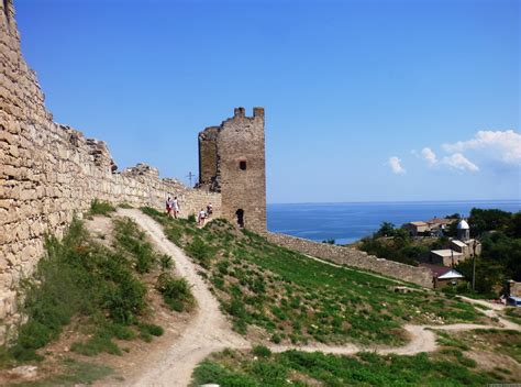 Генуэзская крепость (Феодосия): Кафа, история, фото, адрес, как ...