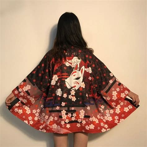 Une Sublime Yukata Femme Kitsune En Noir Pour Un Style La Fois